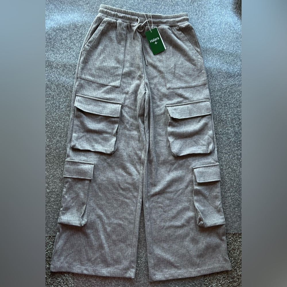 Halara Ribbed Mid Rise Drawstring Pockets Wide Leg Cargo Casual Pants Small NWT